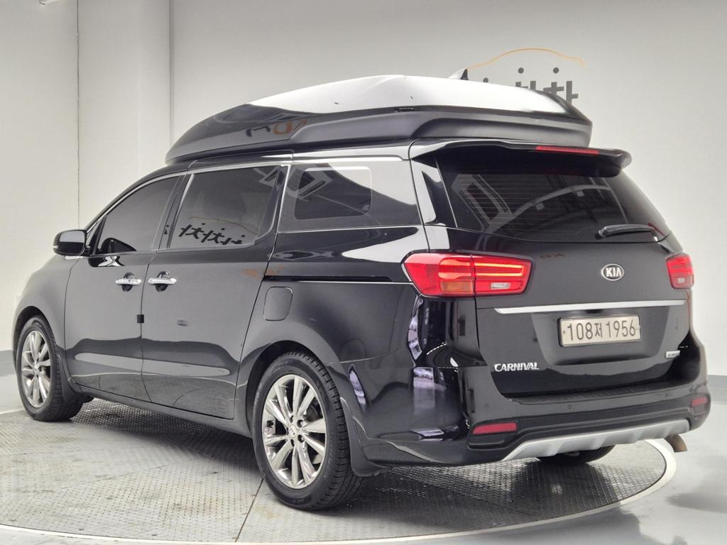2019 KIA THE NEW CARNIVAL 