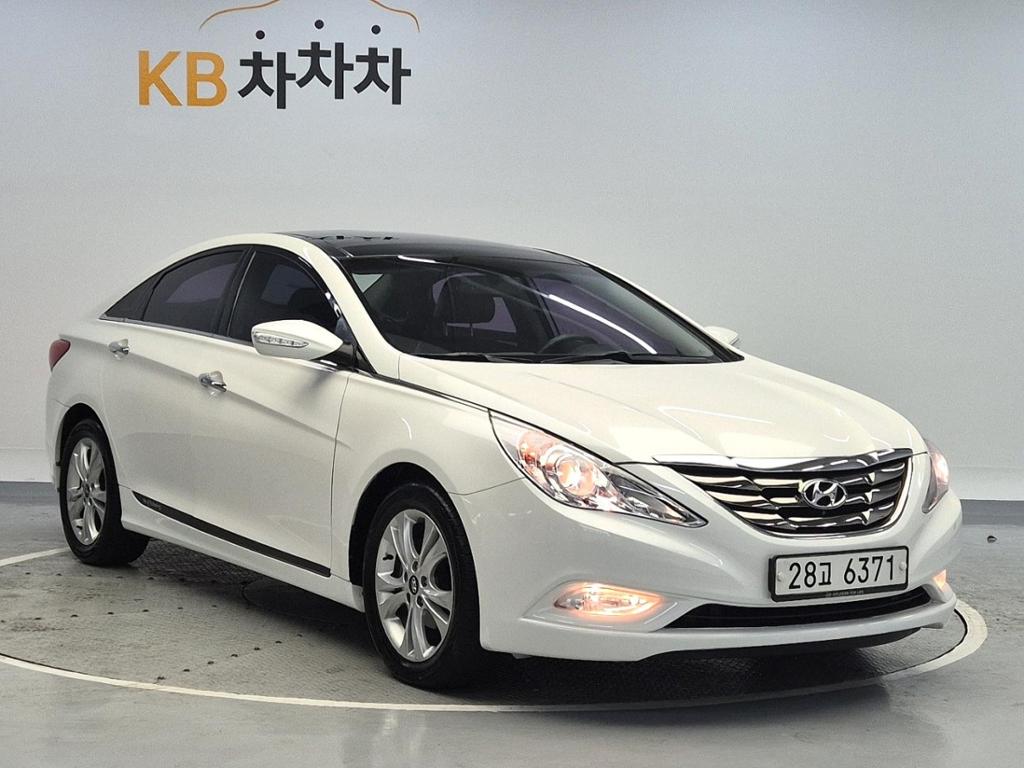 2010 HYUNDAI SONATA (YF) 