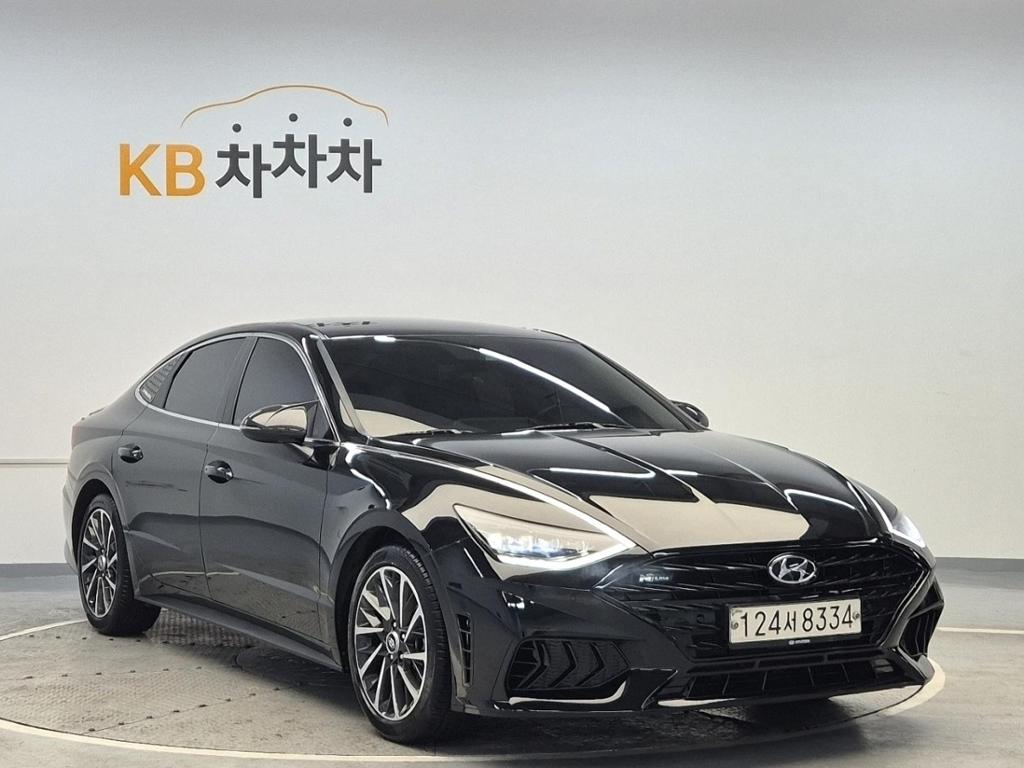2020 HYUNDAI SONATA (DN8) 