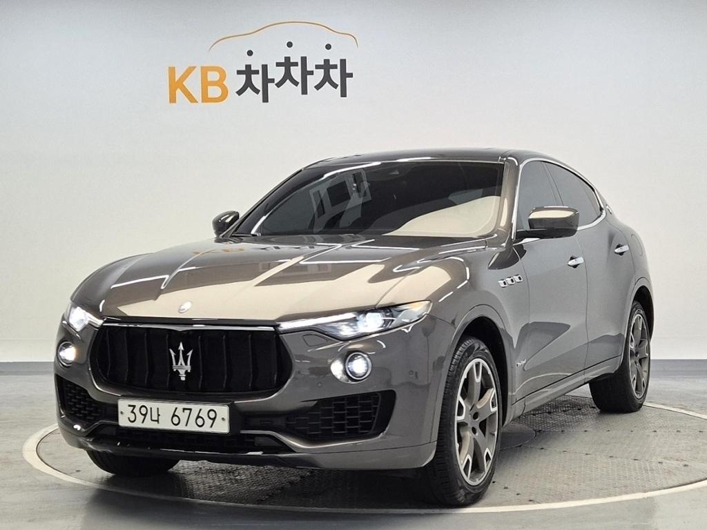 2018 MASERATI LEVANTE 