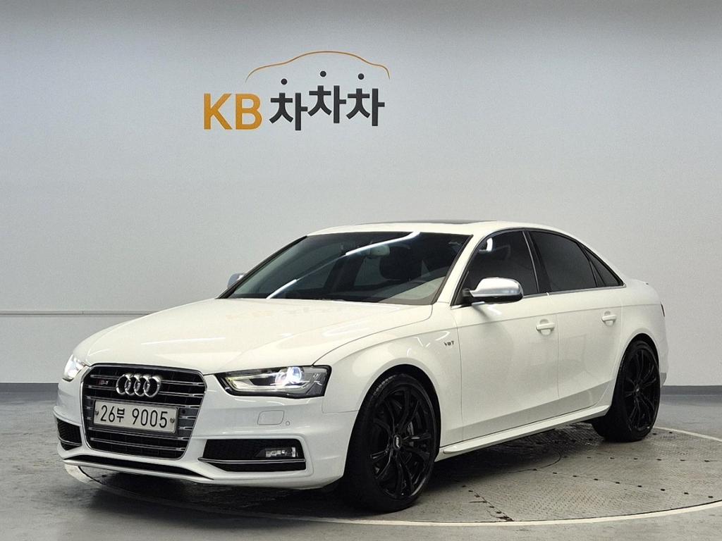 2014 AUDI A4 (4Gen) 