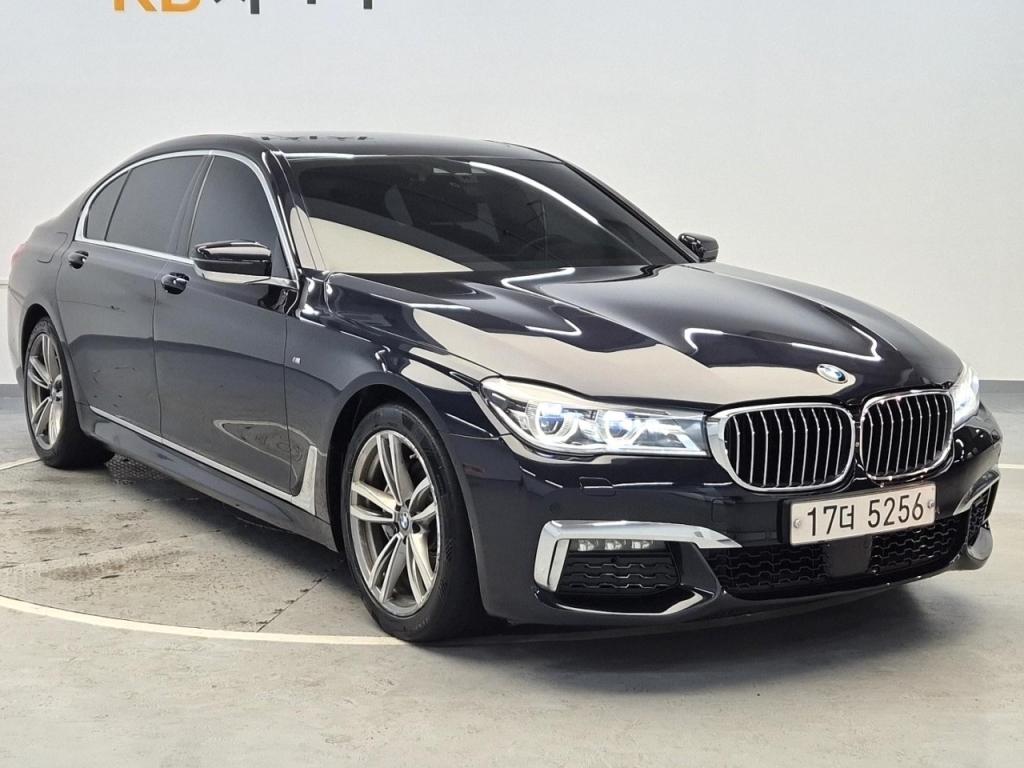 2018 BMW 7 SERIES (6Gen) 