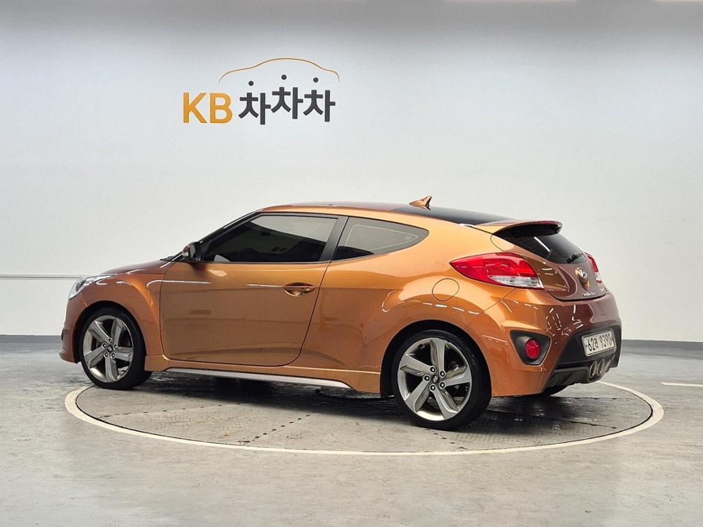 2013 HYUNDAI VELOSTER 