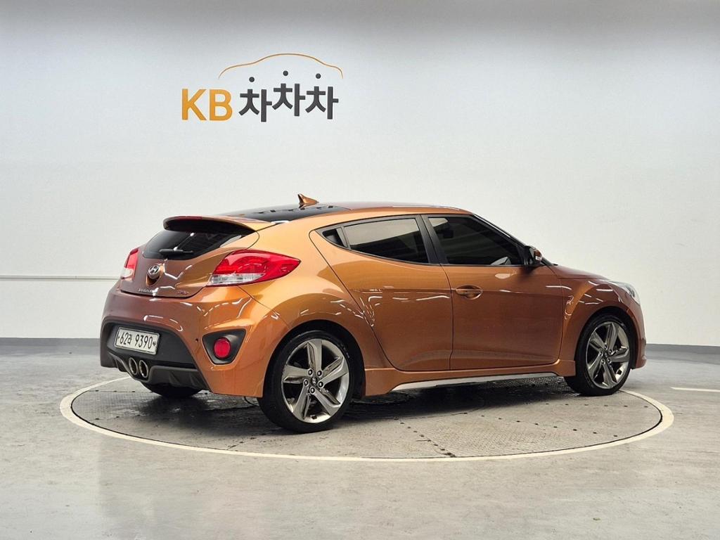 2013 HYUNDAI VELOSTER 