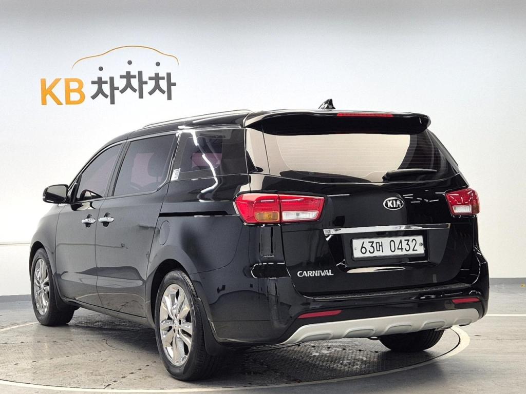 2017 KIA ALL NEW CARNIVAL 