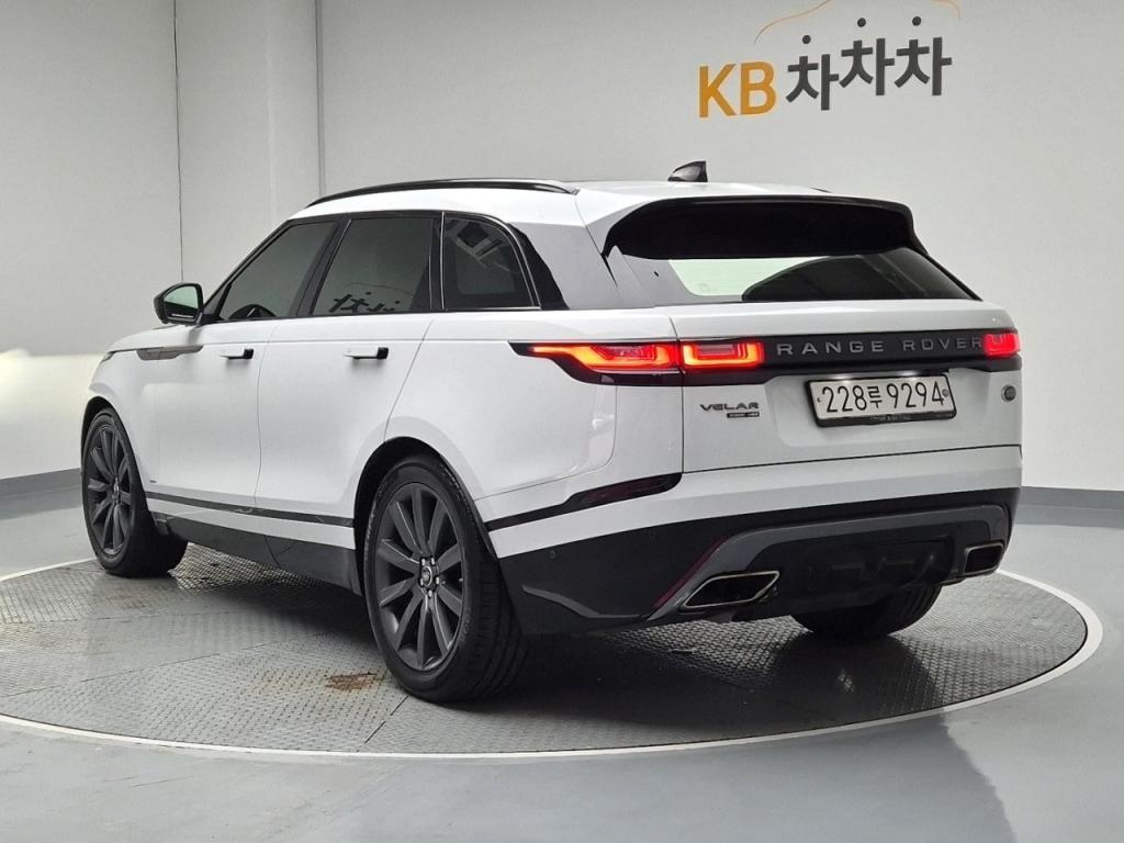 2019 LAND ROVER RANGE ROVER VELLA 