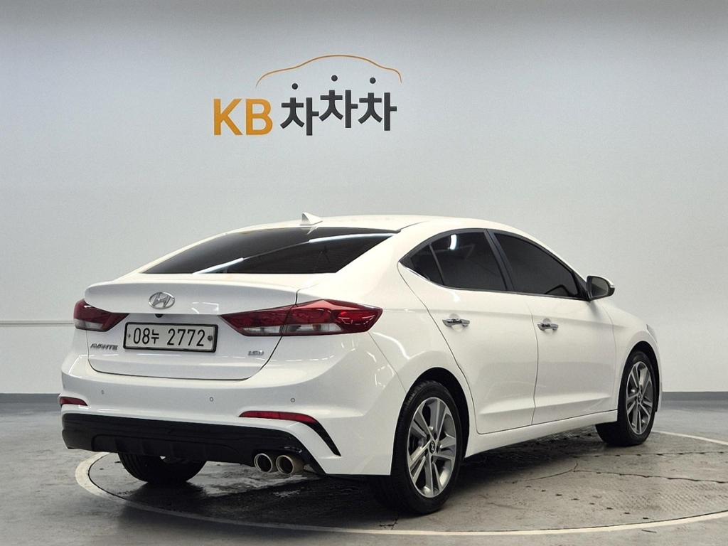 2018 HYUNDAI THE NEW AVANTE AD 