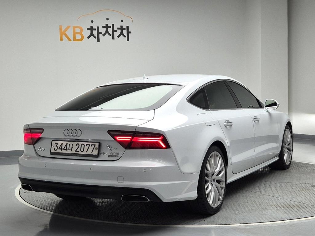 2016 AUDI A7 (1Gen) 