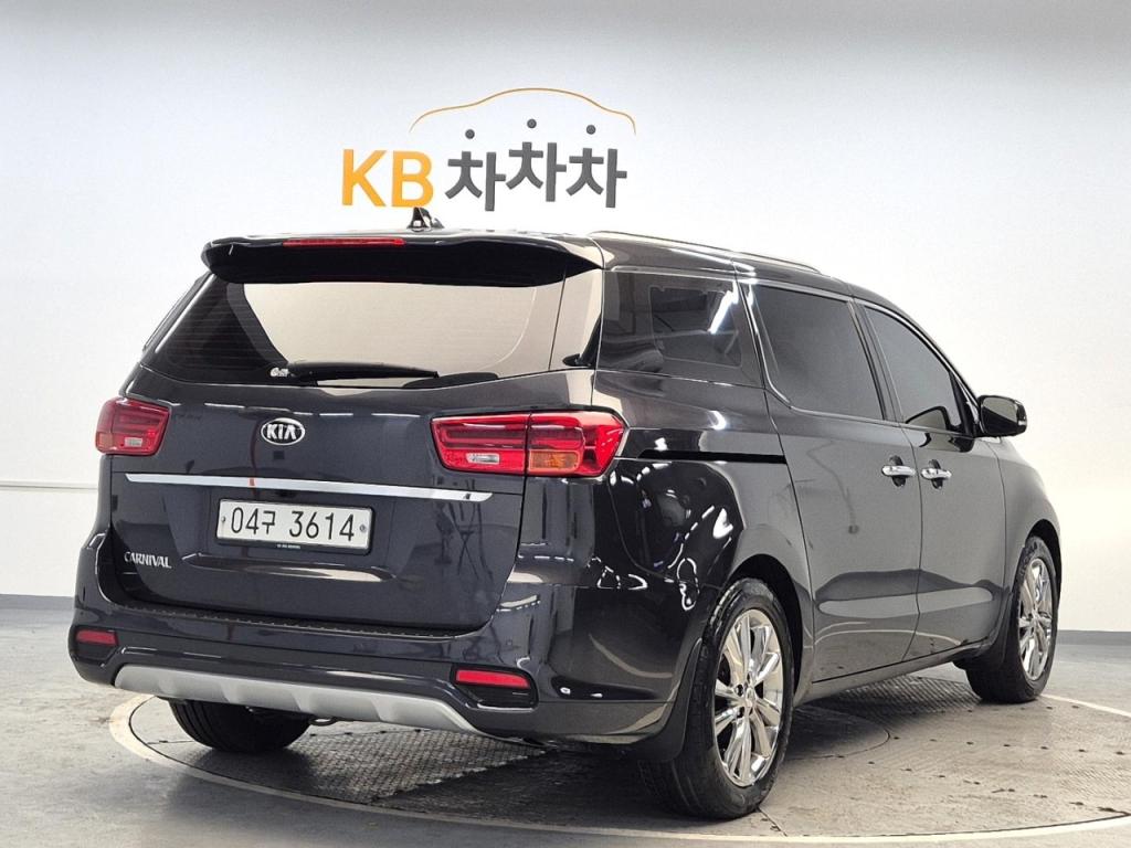 2019 KIA THE NEW CARNIVAL 