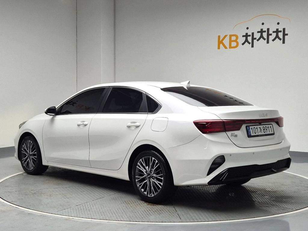 2022 KIA THE NEW K3 