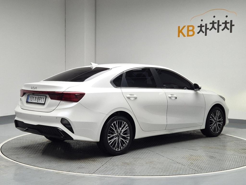 2022 KIA THE NEW K3 