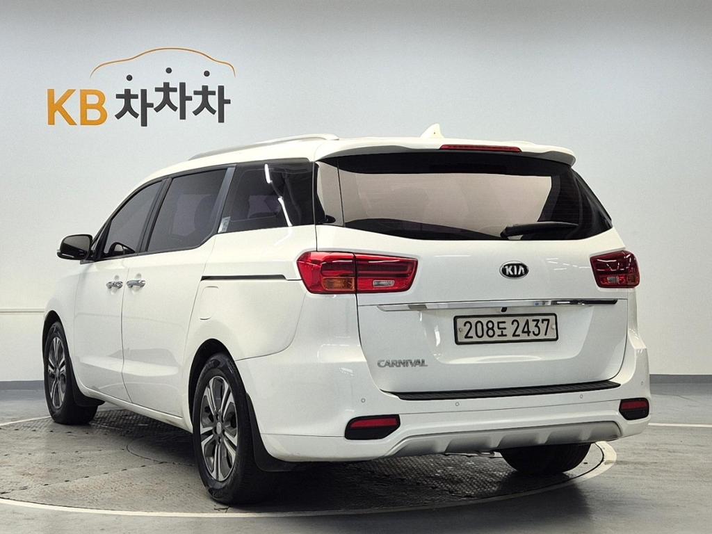 2019 KIA THE NEW CARNIVAL 