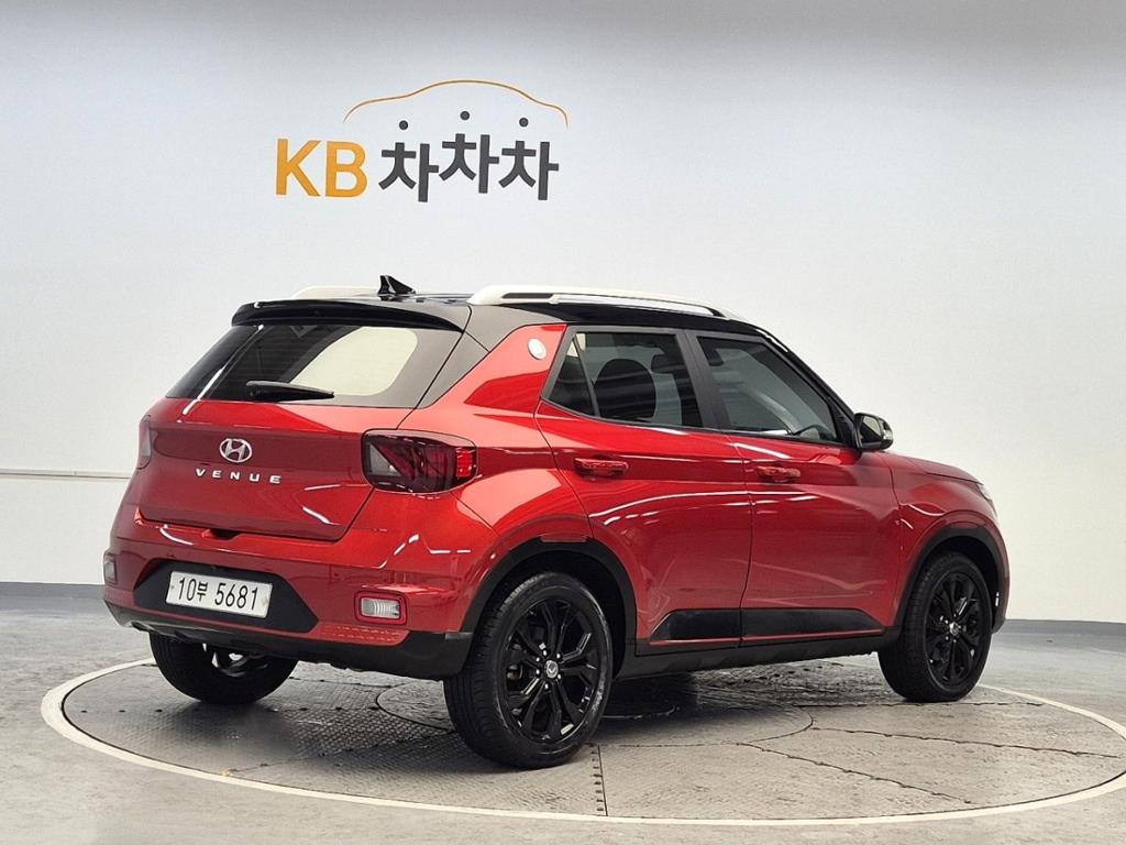 2020 HYUNDAI VENUE 
