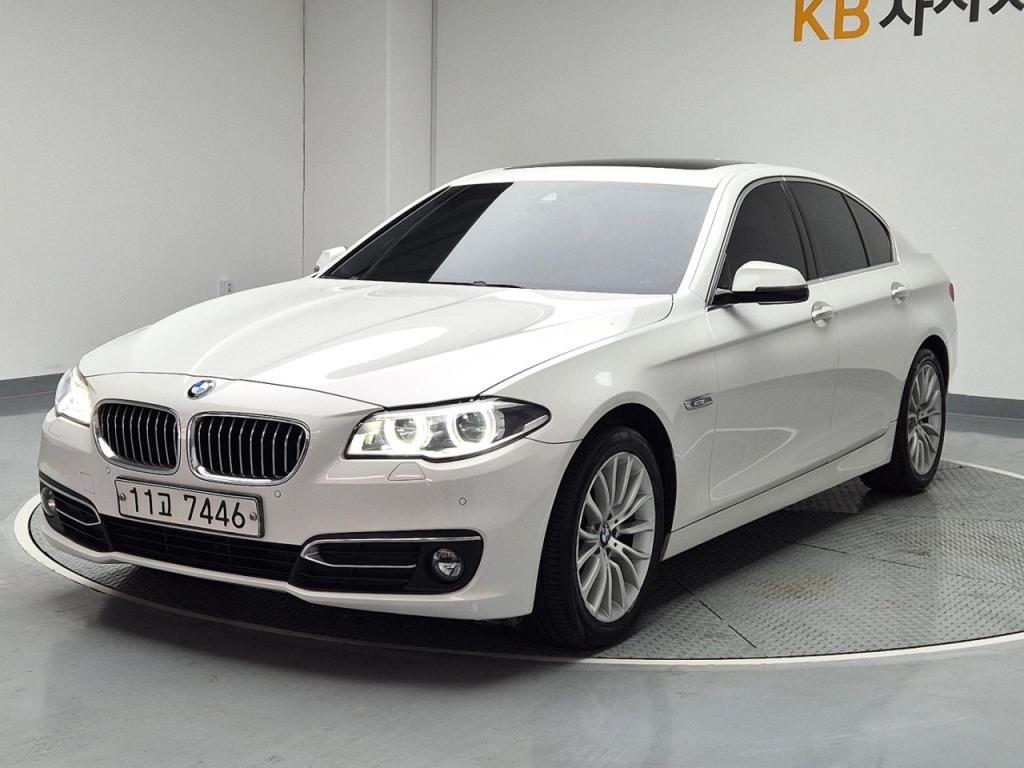 2015 BMW 5 SERIES (6Gen) 