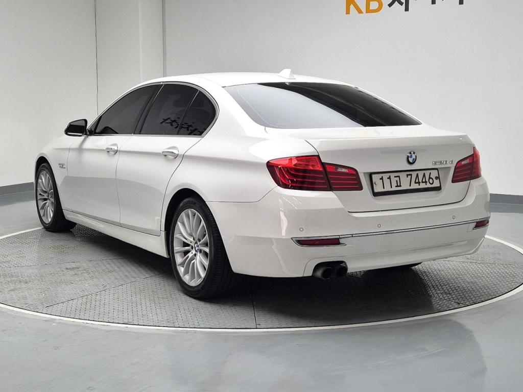 2015 BMW 5 SERIES (6Gen) 