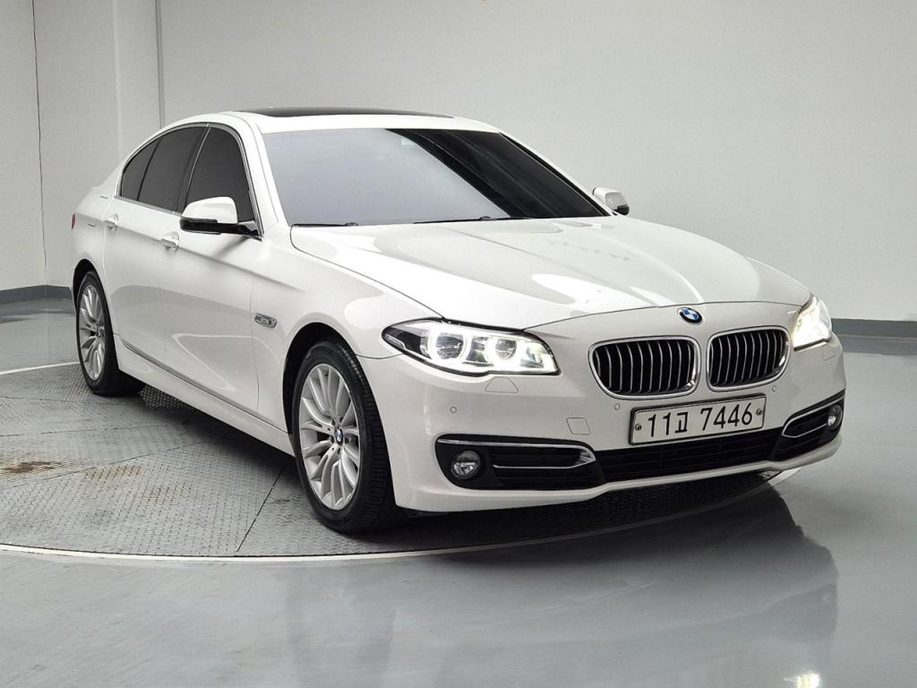 2015 BMW 5 SERIES (6Gen) 