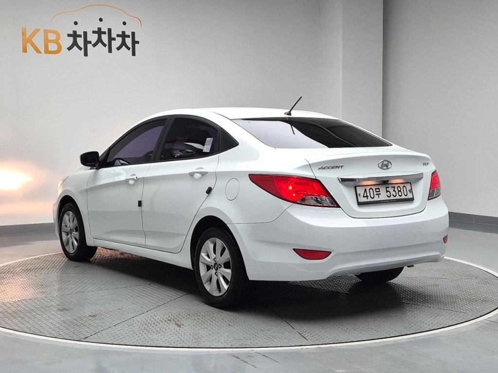 2016 HYUNDAI ACCENT (NEW) 