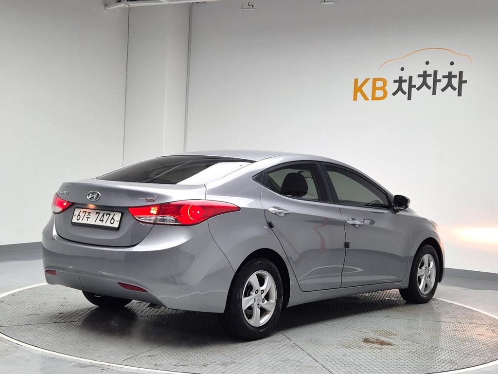 2014 HYUNDAI AVANTE MD 