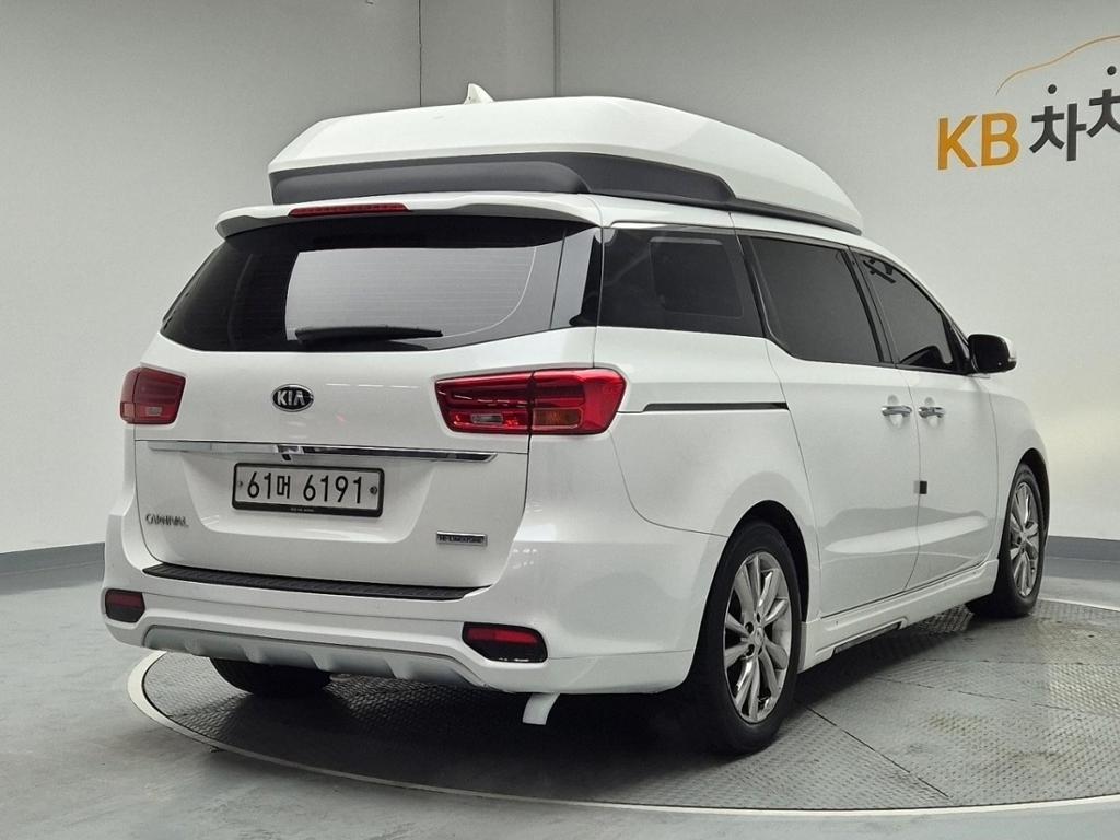 2019 KIA THE NEW CARNIVAL 