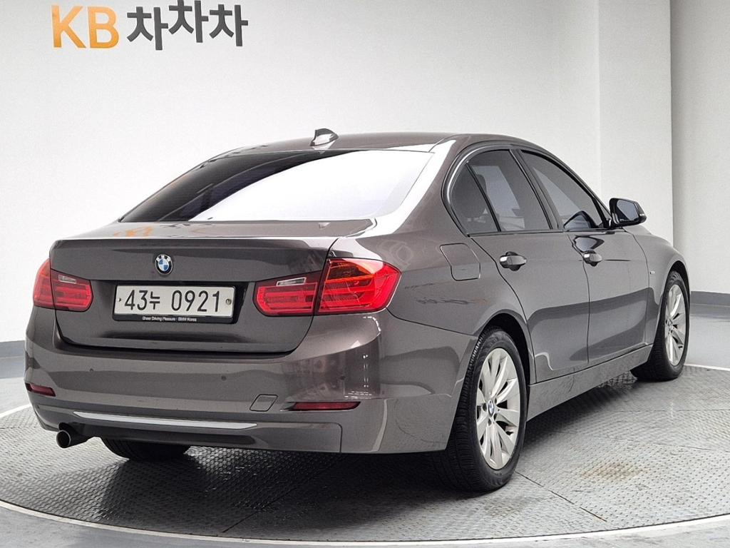 2012 BMW 3 Series (6Gen) 