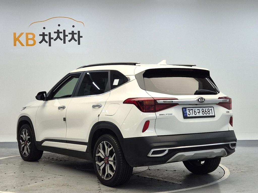 2021 KIA SELTOS 