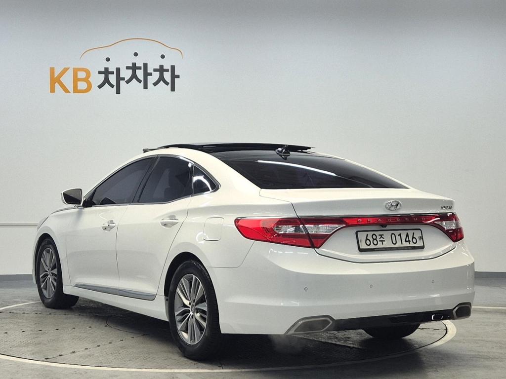 2017 HYUNDAI GRANDEUR HG 