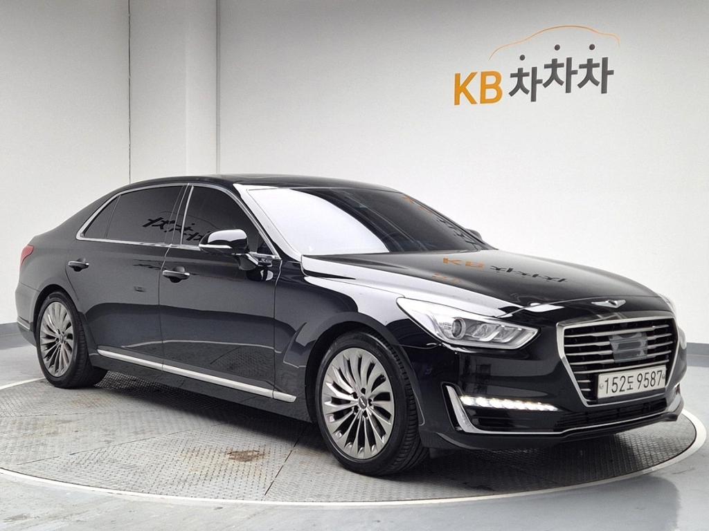 2017 GENESIS EQ900 