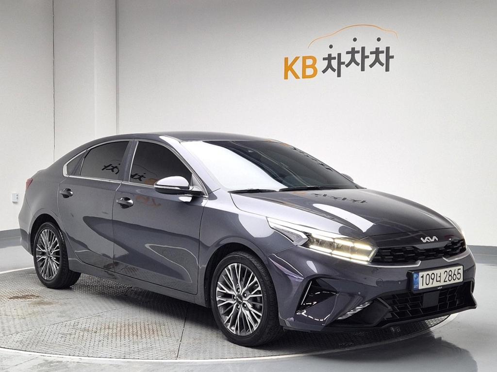 2022 KIA THE NEW K3 