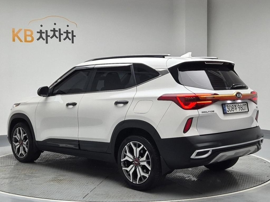 2020 KIA SELTOS 