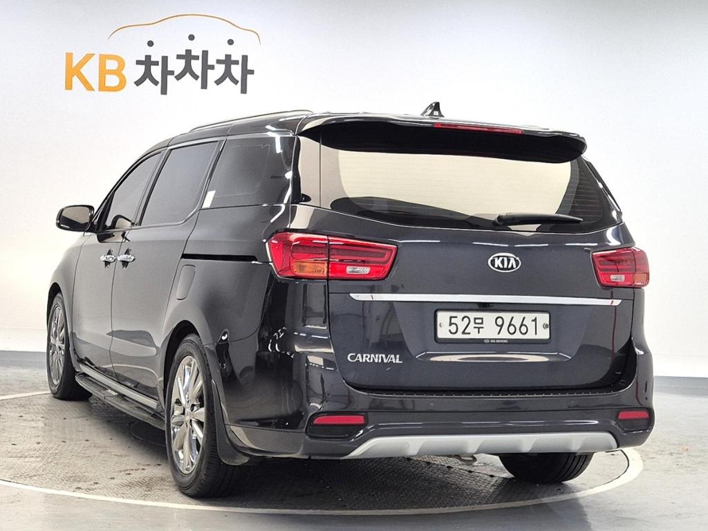 2019 KIA THE NEW CARNIVAL 