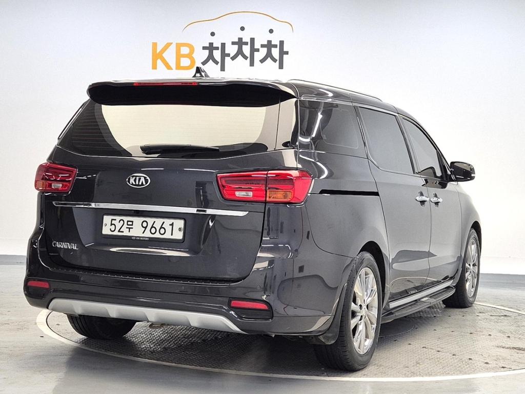 2019 KIA THE NEW CARNIVAL 