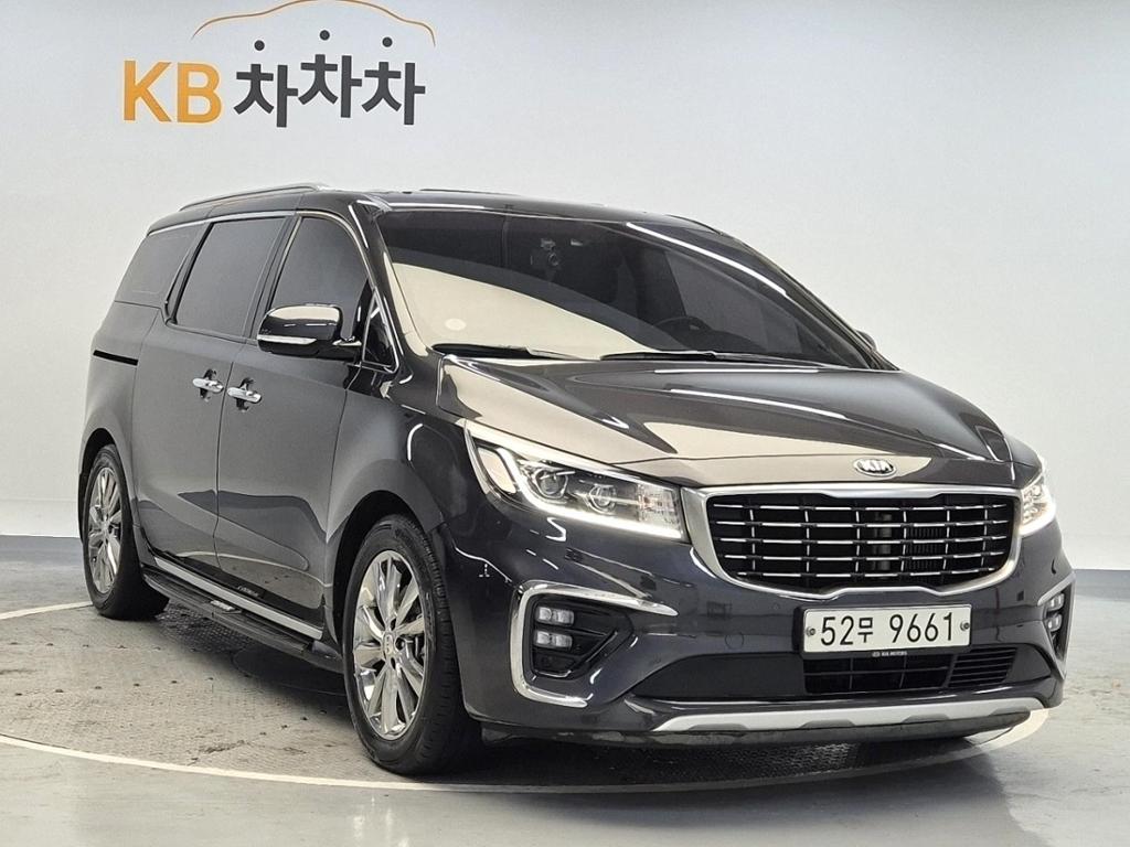 2019 KIA THE NEW CARNIVAL 