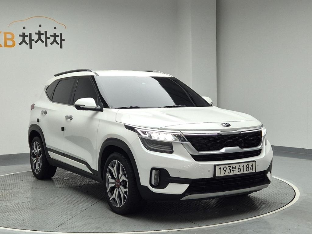 2021 KIA SELTOS 