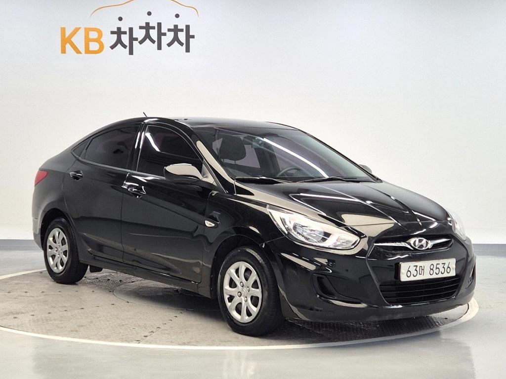 2015 HYUNDAI ACCENT (NEW) 