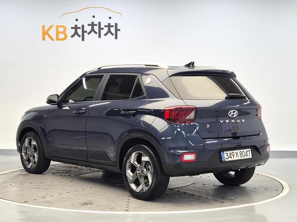 2021 HYUNDAI VENUE 