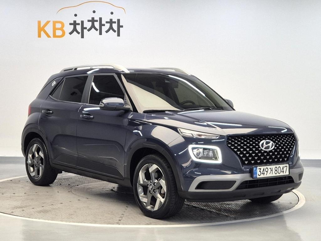 2021 HYUNDAI VENUE 