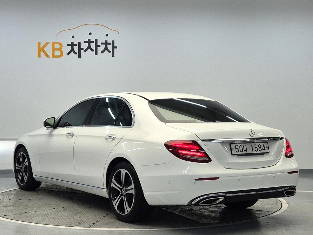 2017 BENZ E CLASS (5Gen) 