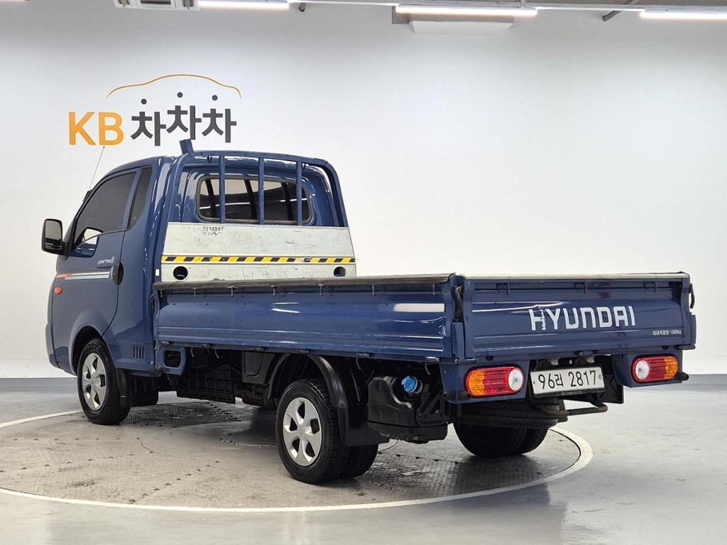 2022 HYUNDAI PORTER II 