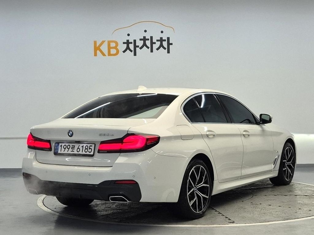 2021 BMW 5 SERIES (7Gen) 