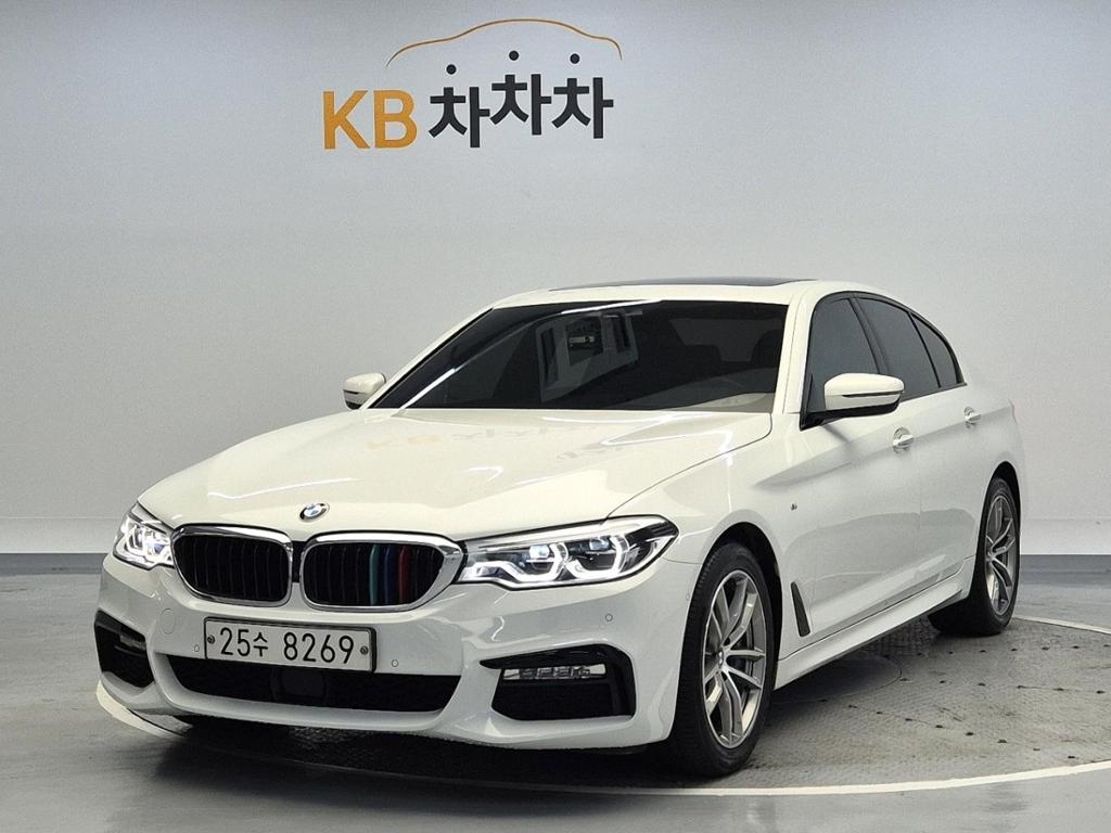 2017 BMW 5 SERIES (7Gen) 