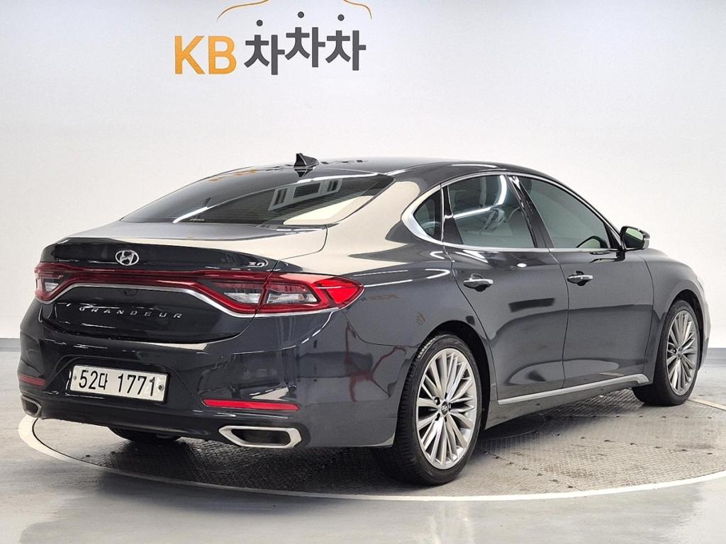 2017 HYUNDAI GRANDEUR IG 