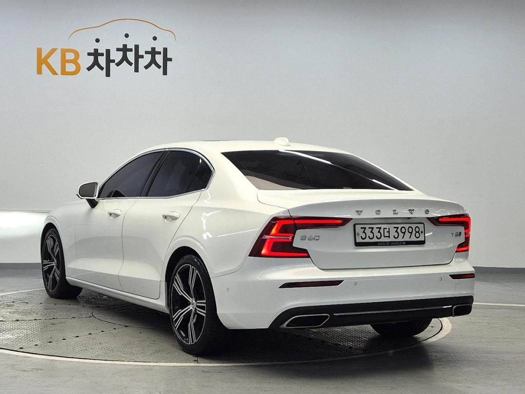2020 VOLVO S60 (1Gen) 