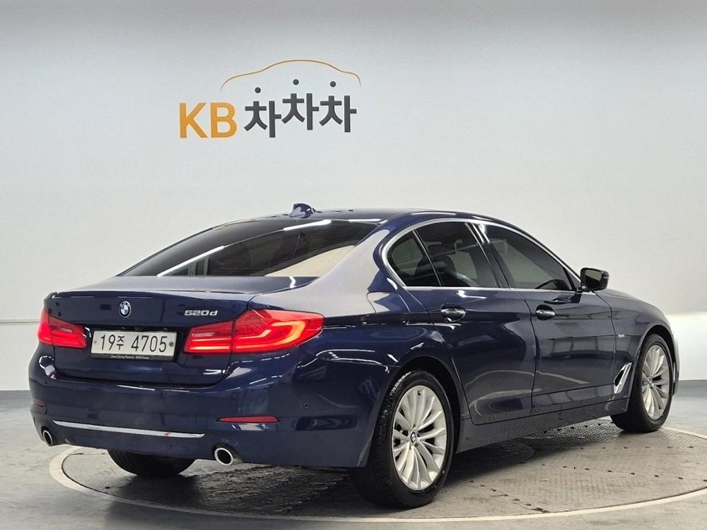 2018 BMW 5 SERIES (7Gen) 
