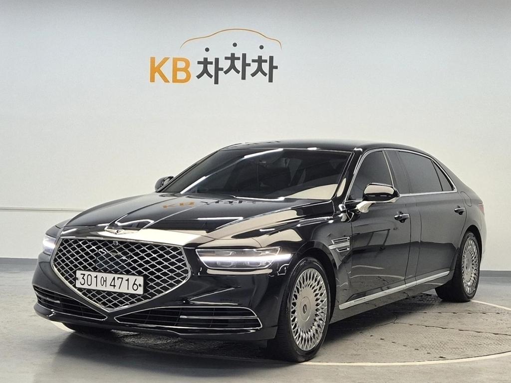2019 GENESIS G90 