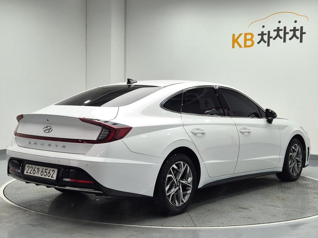 2022 HYUNDAI SONATA (DN8) 