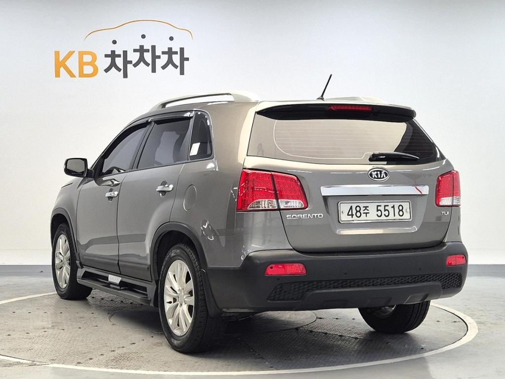 2010 KIA SORENTO R 