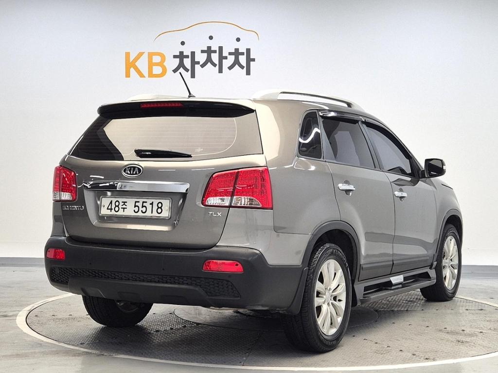 2010 KIA SORENTO R 