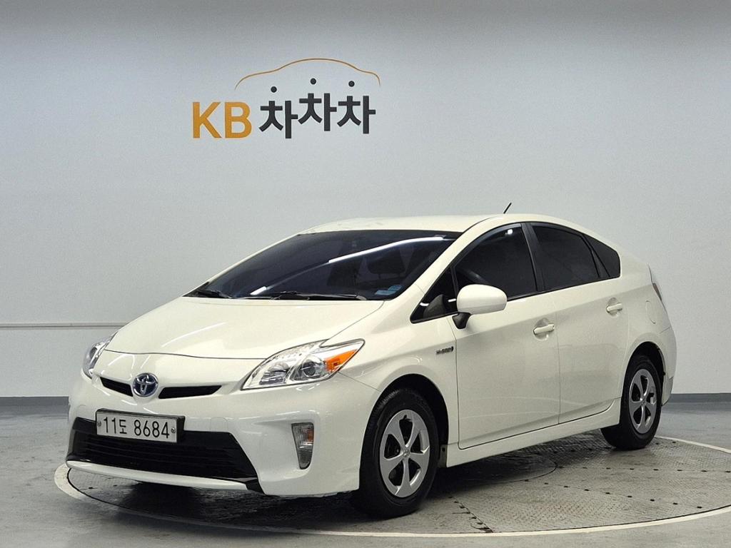 2015 TOYOTA PRIUS 