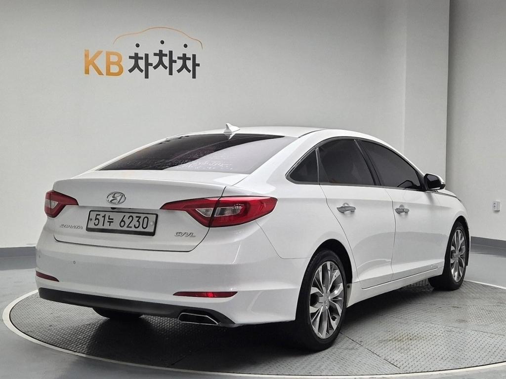 2015 HYUNDAI LF SONATA 