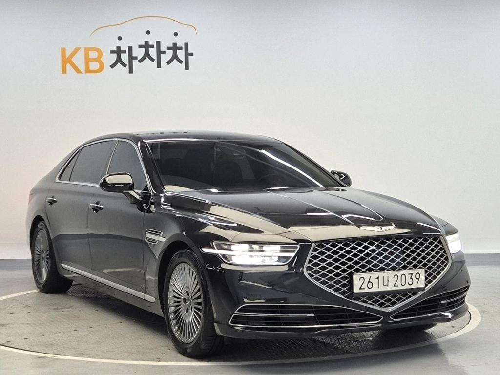 2019 GENESIS G90 